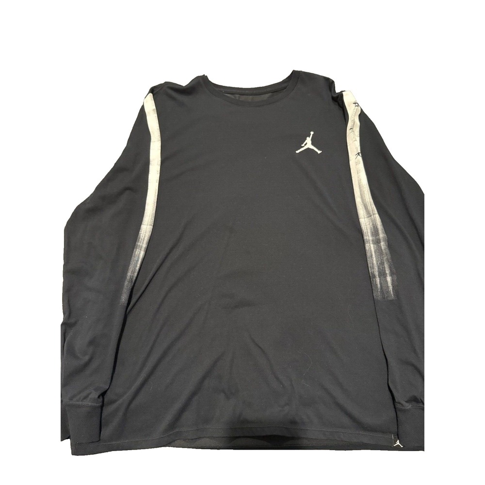 Air Jordan Men's Black/White 3/4 Sleeve Shirt! Large